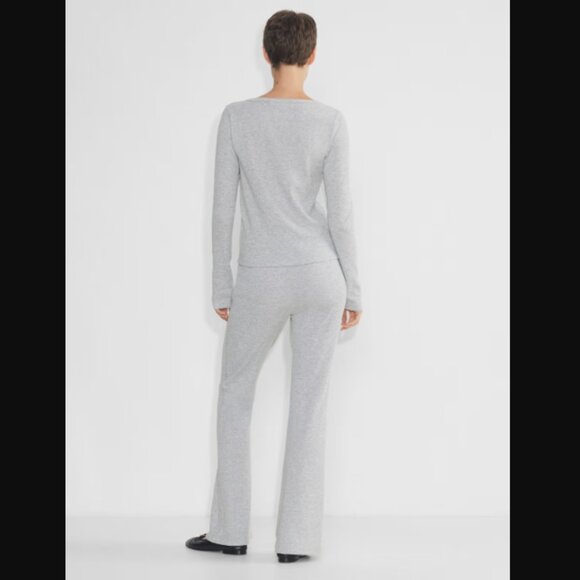 Aritzia Sunday Best Baby Waffle Rory Henley Long Sleeve Button Crewneck $35.00 - Picture 5 of 14